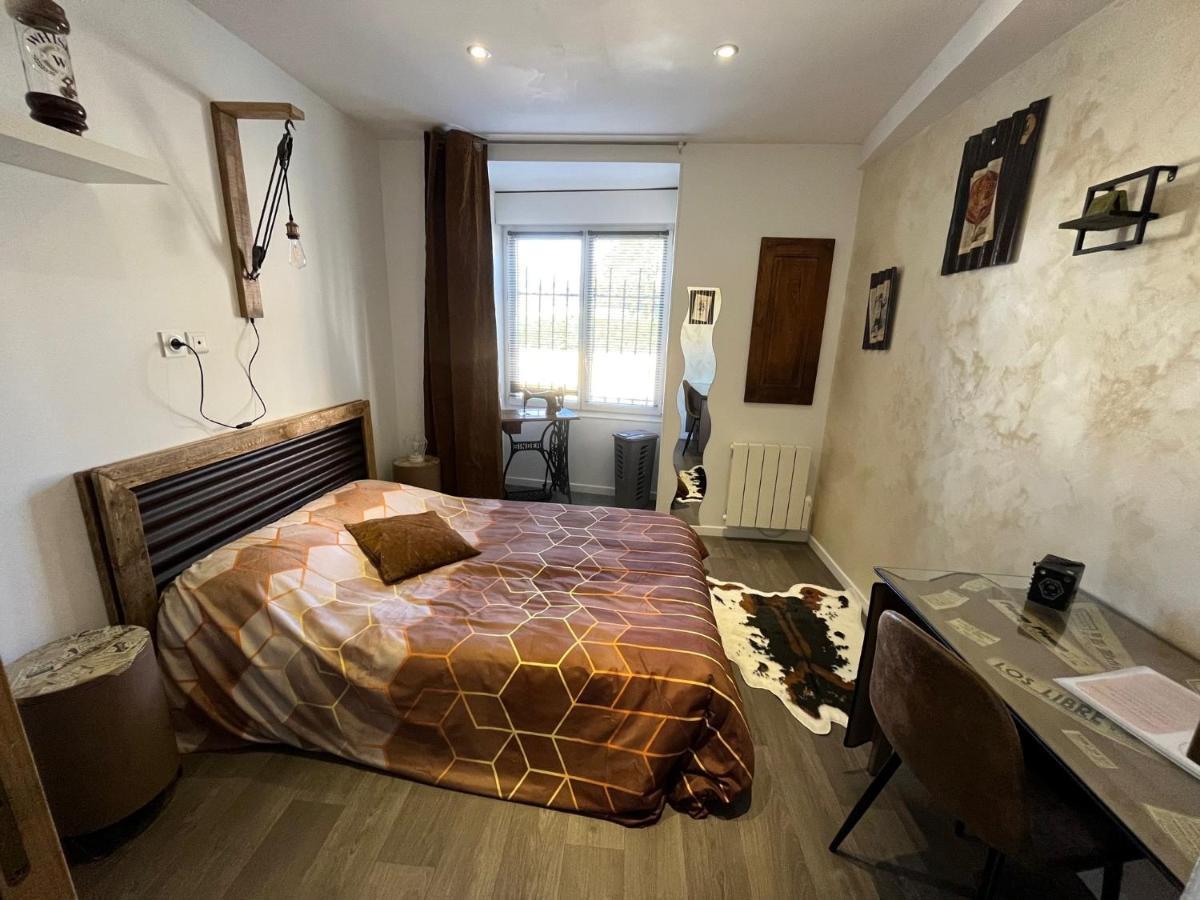 Chambres D'Hotes A La Forge Du Coglais La Selle-en-Cogles Exterior photo